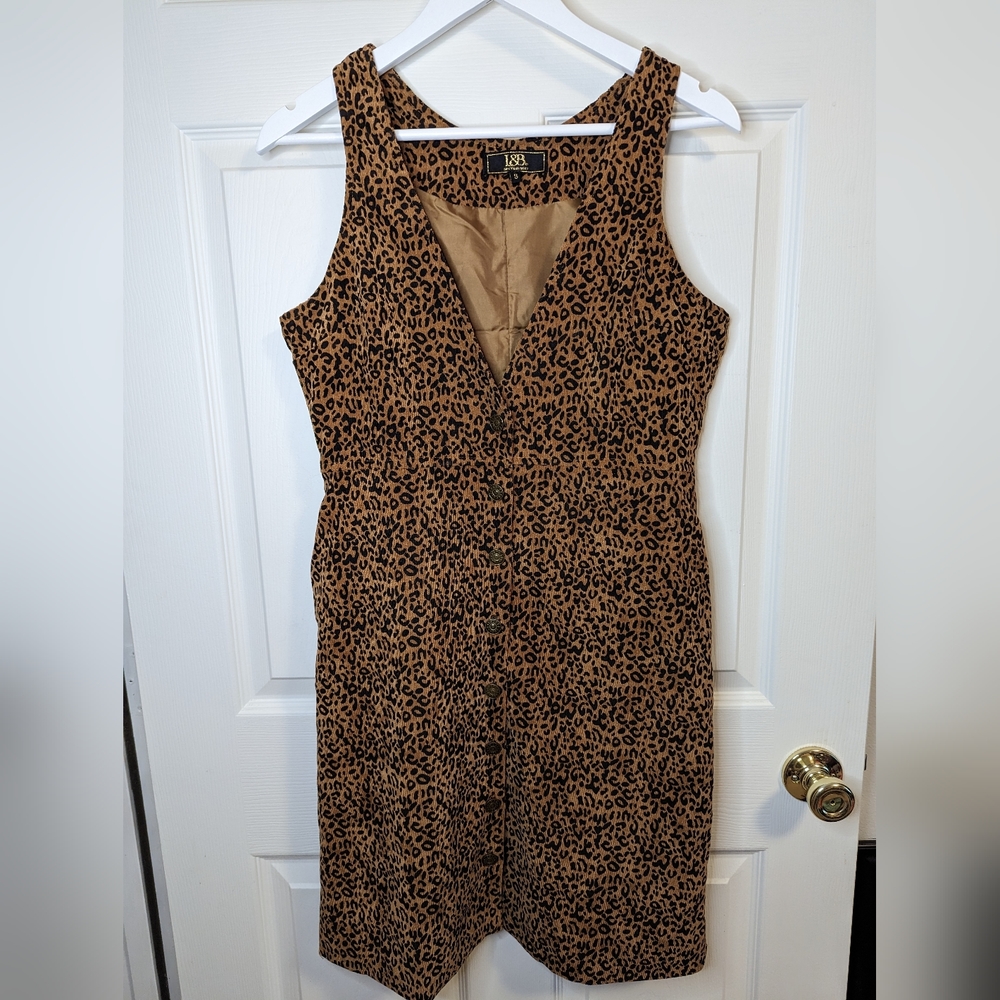 L&B Women's Brown And Black leopard print button front jumper dress size small